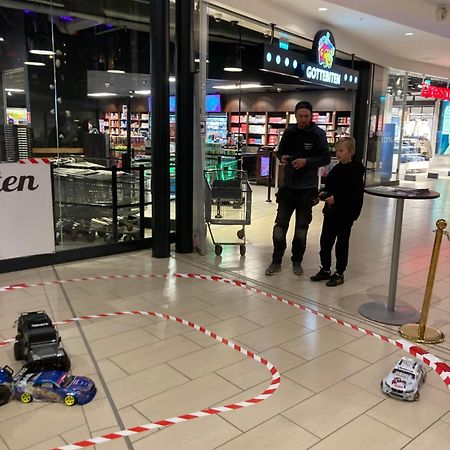 Lugnt Och Centralt Strömstad Zewnętrze zdjęcie